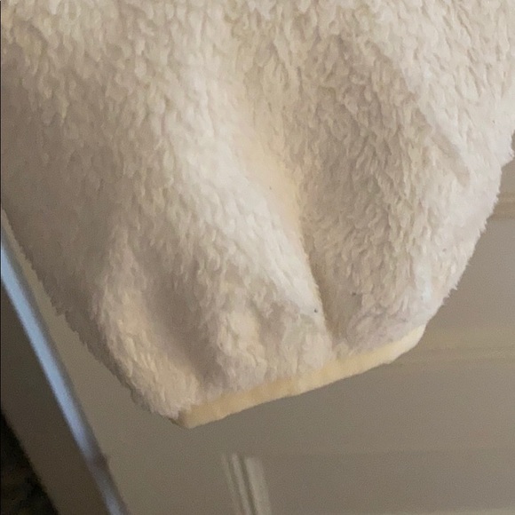 Women's Northface Fleece Jacket - Picture 3 of 6